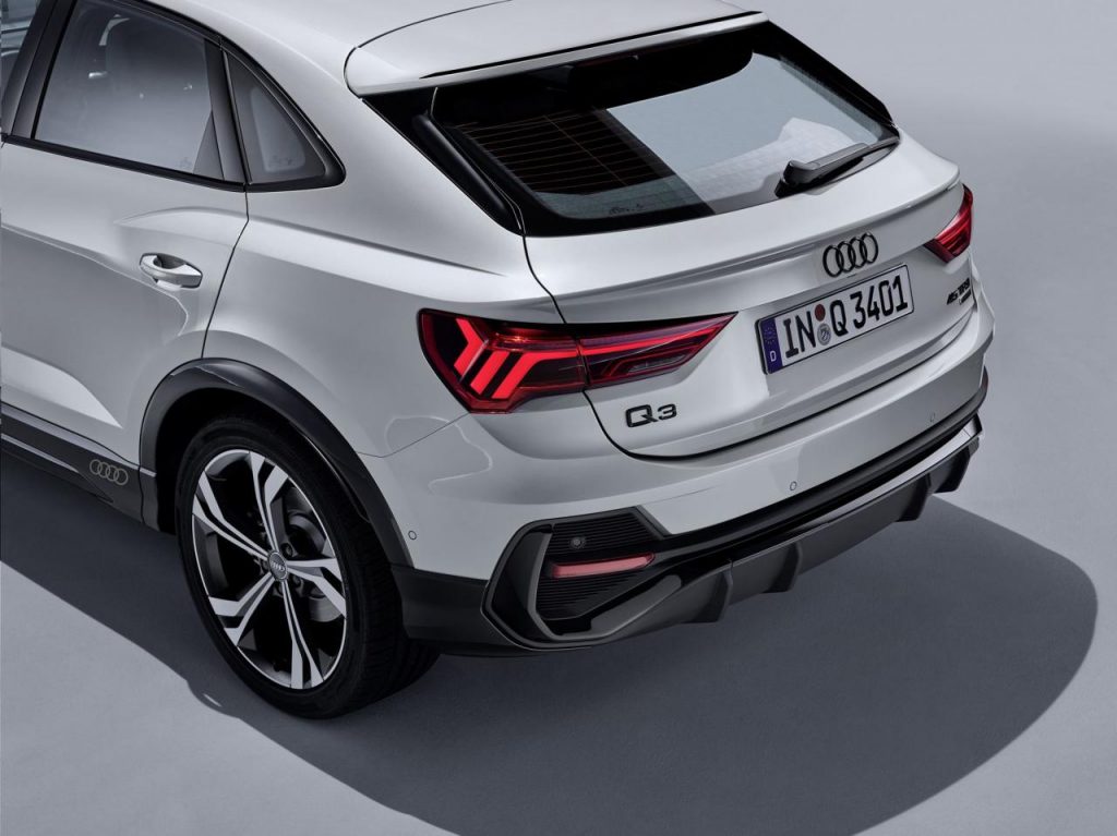 hd-nouvel_audi_q3_sportback_mlange_des_genres_1-64