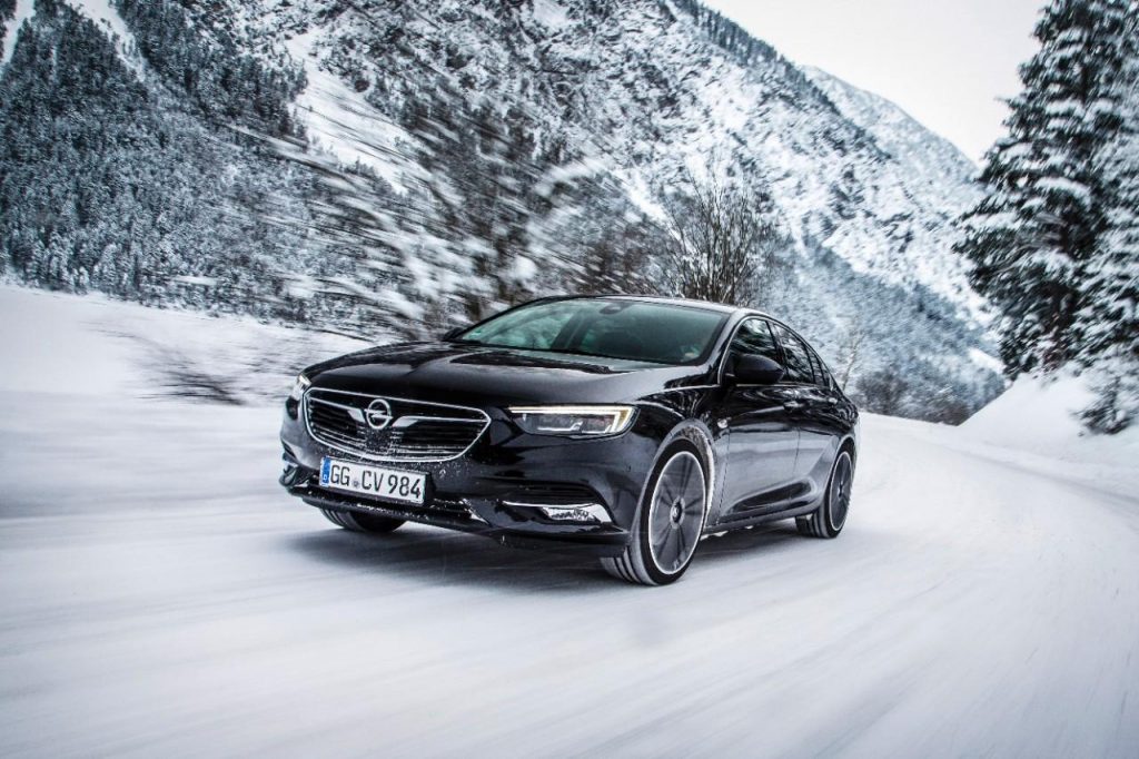 hd-opel_insignia_grand_sport_de_saison_1-2