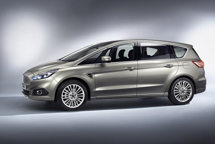 hd-paris_2014_le_ford_s_max_en_invit_surprise_1-1