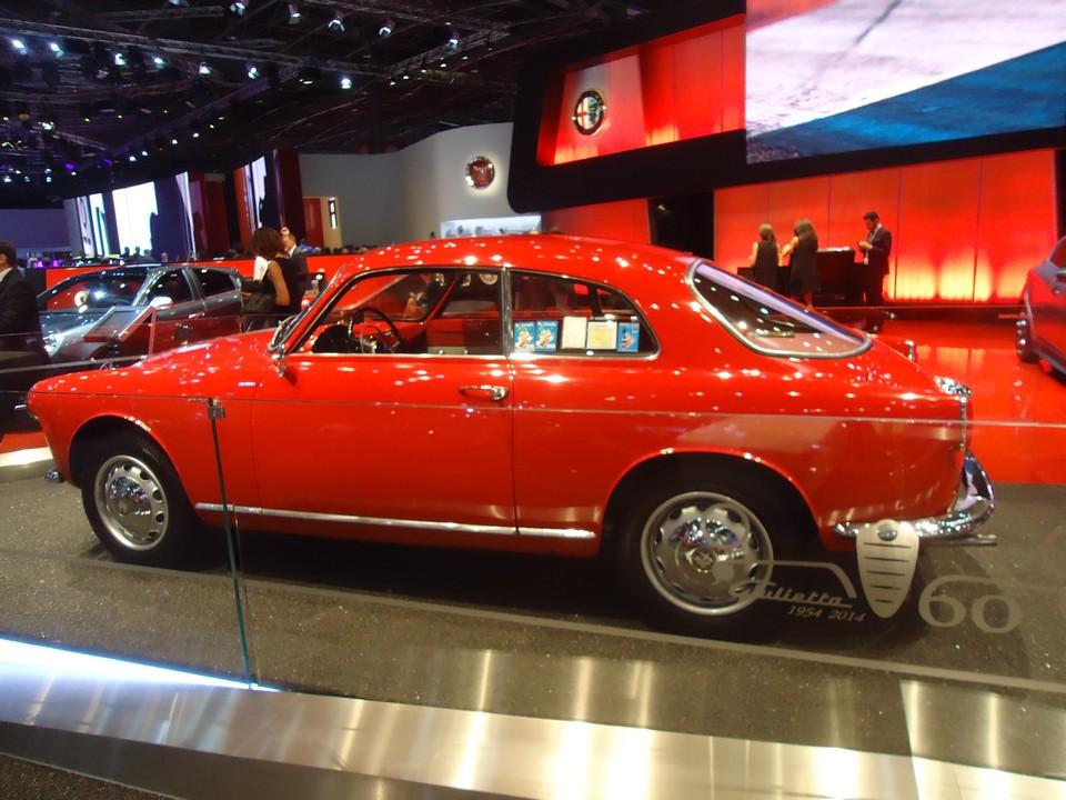 hd-paris_2014_live_alfa_romeo_giulietta_sprint_1