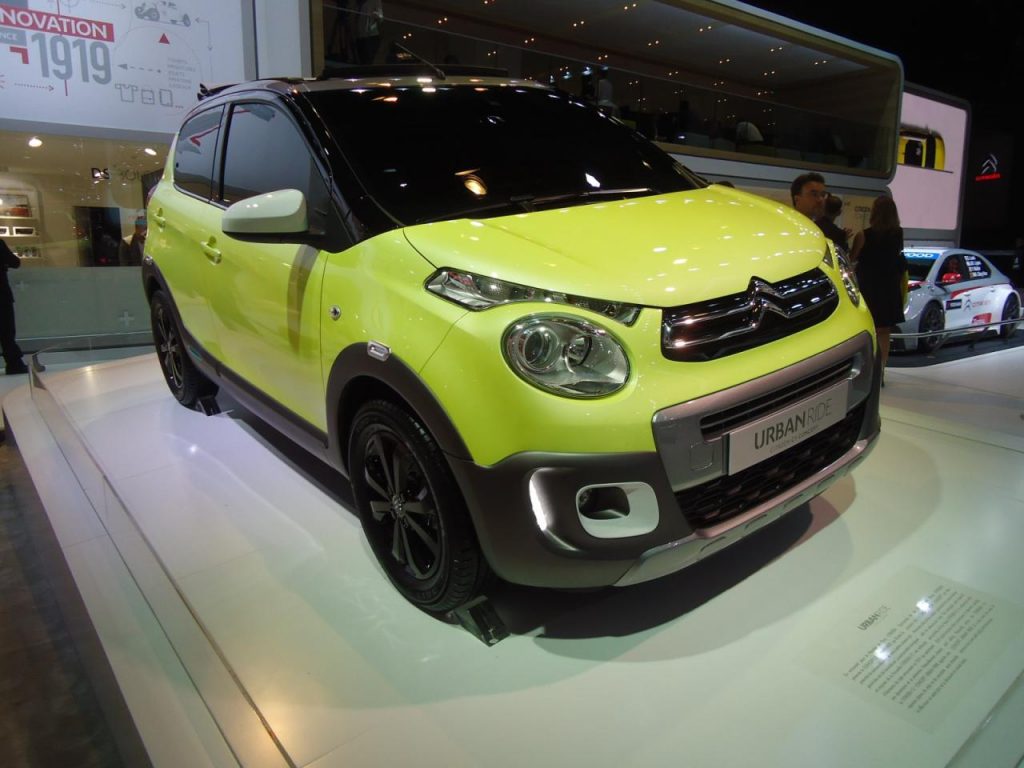 hd-paris_2014_live_citron_c1_urban_ride_1-4