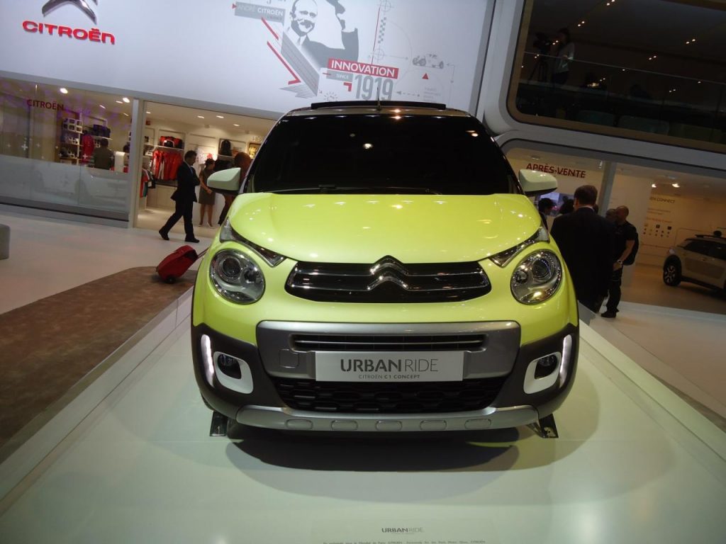 hd-paris_2014_live_citron_c1_urban_ride_1-5