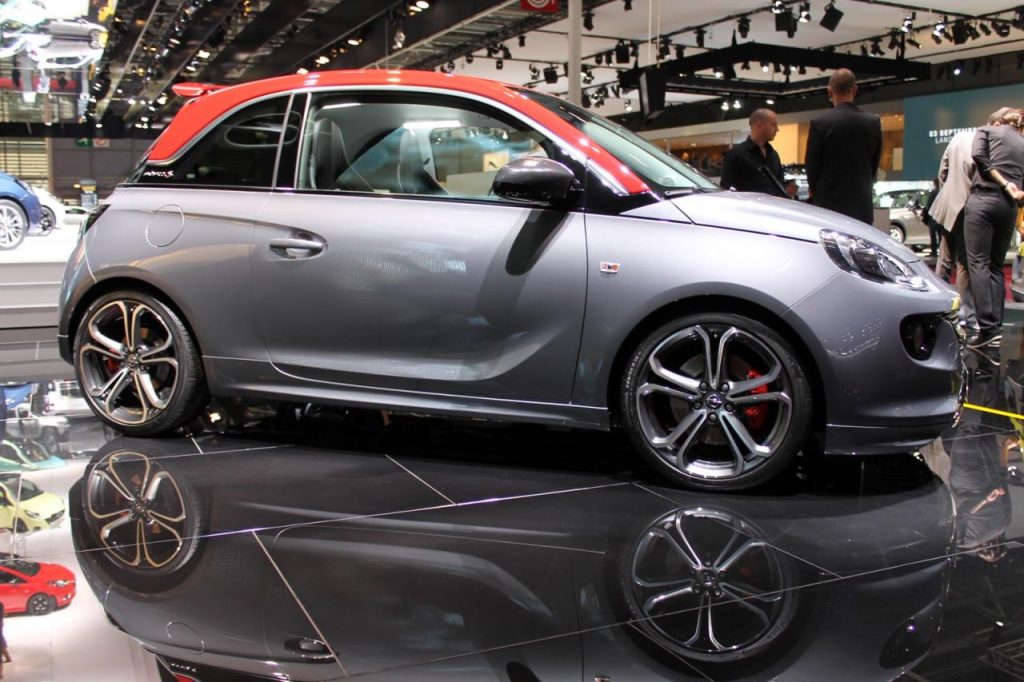 hd-paris_2014_live_opel_adam_s_1-10