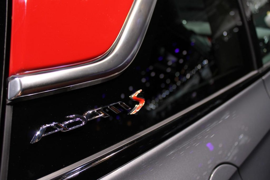 hd-paris_2014_live_opel_adam_s_1-3