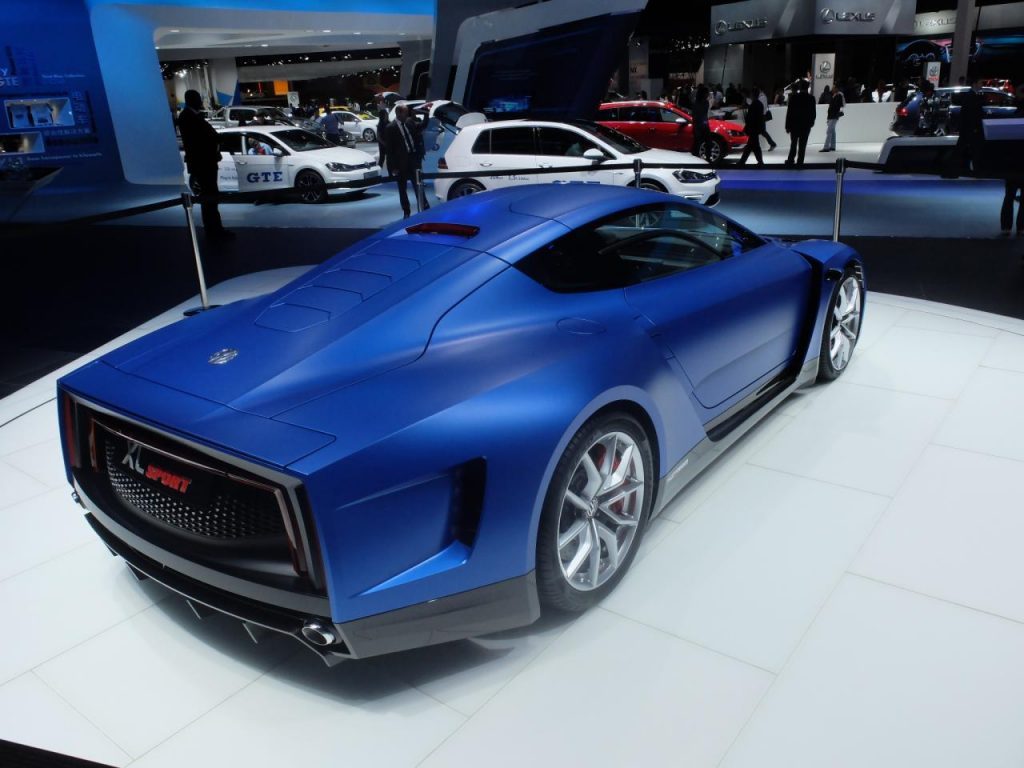 hd-paris_2014_live_vw_xl_sport_ducati_1-3