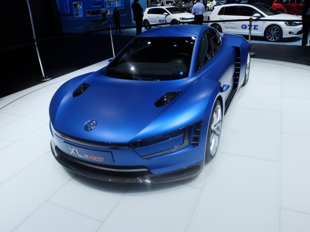 hd-paris_2014_live_vw_xl_sport_ducati_1-6