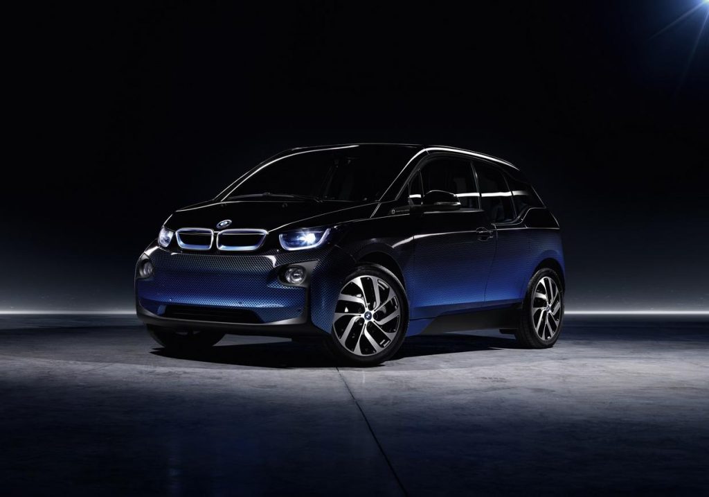 hd-paris_2016_bmw_i3_et_i8_garage_italia_crossfade_1-10