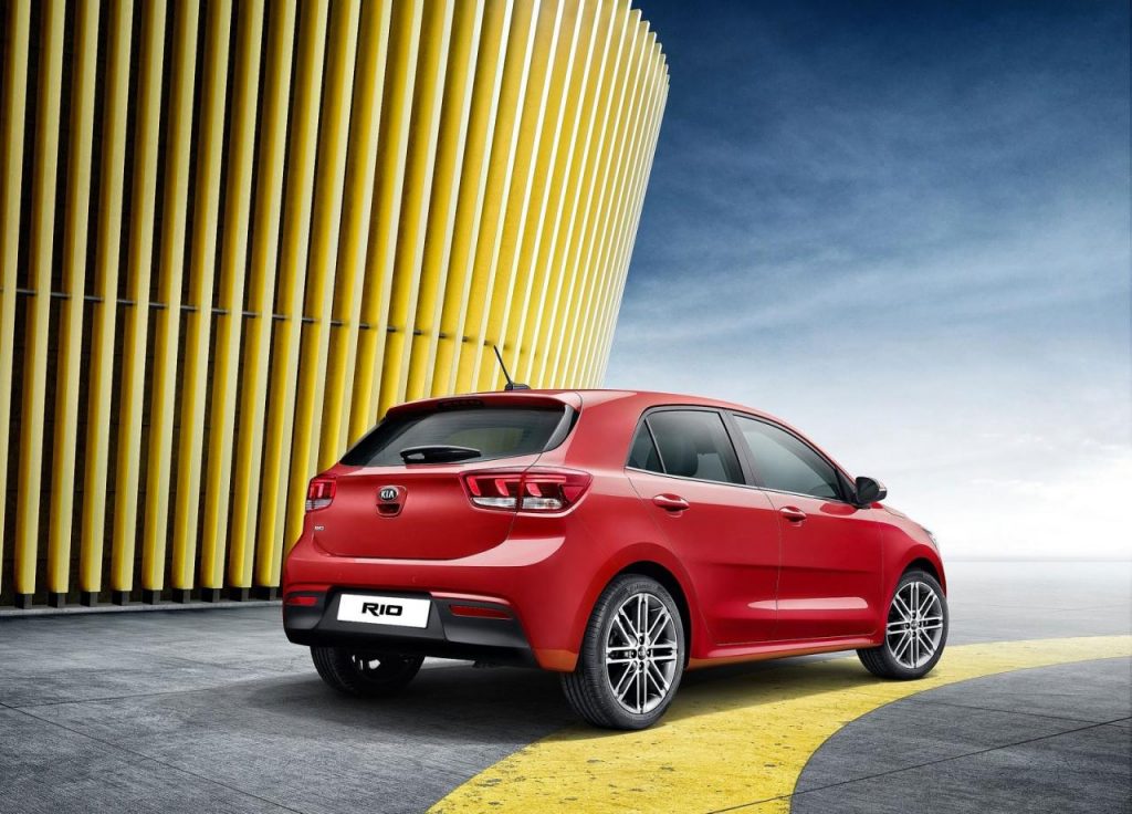 hd-paris_2016_kia_rio_1-1
