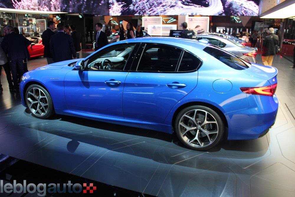 hd-paris_2016_live_alfa_romeo_giulia_veloce_1-2