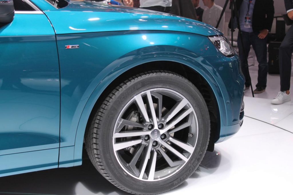 hd-paris_2016_live_audi_q5_1-5