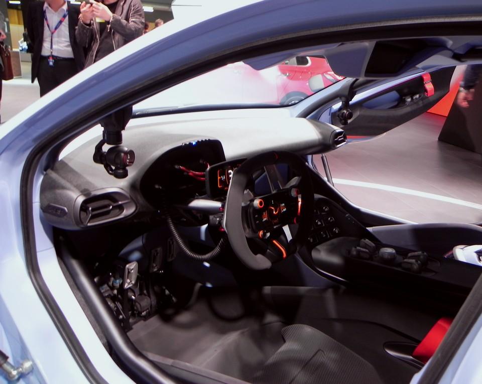 hd-paris_2016_live_hyundai_n_concept_rn30_1