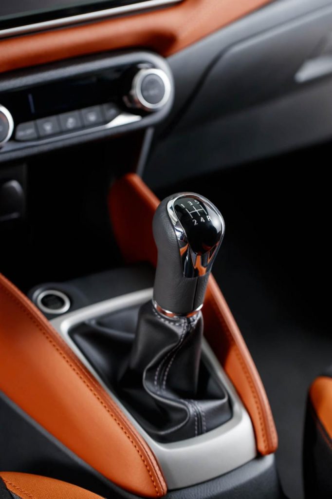 hd-paris_2016_live_nissan_micra_1-20