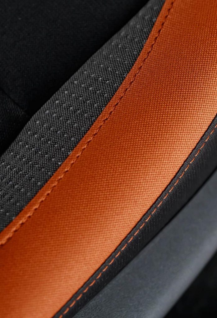 hd-paris_2016_live_nissan_micra_1-22