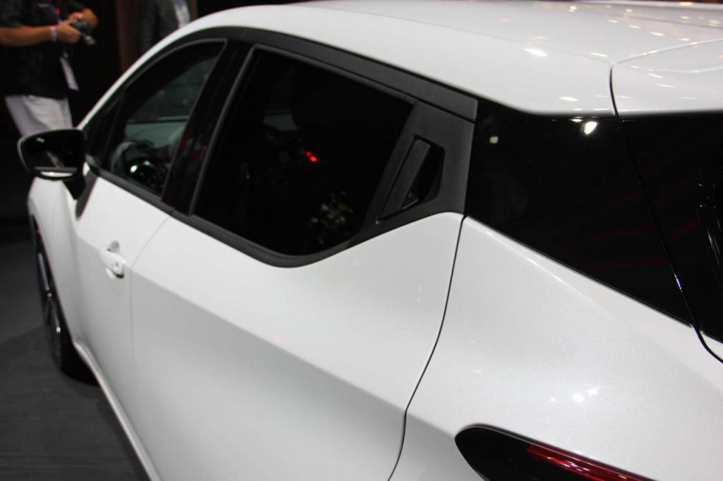 hd-paris_2016_live_nissan_micra_1-43