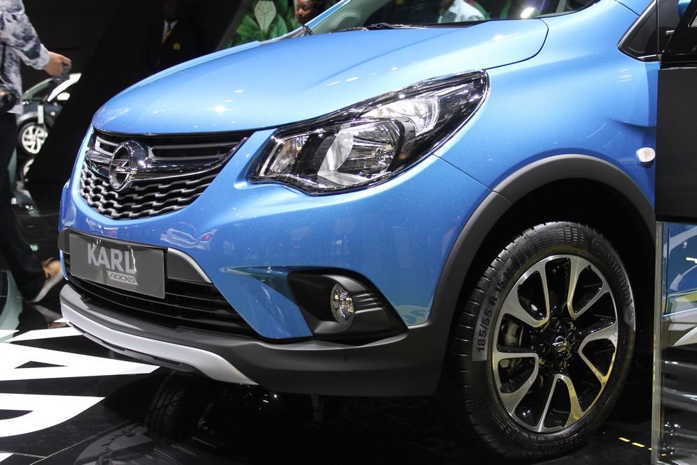 hd-paris_2016_live_opel_karl_rocks_1-3