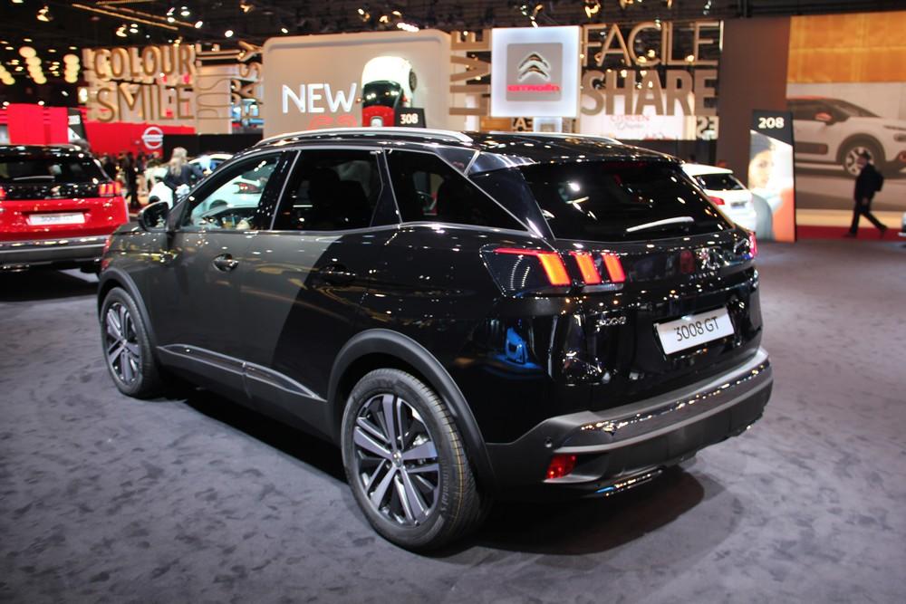 hd-paris_2016_live_peugeot_3008_gt_1-11