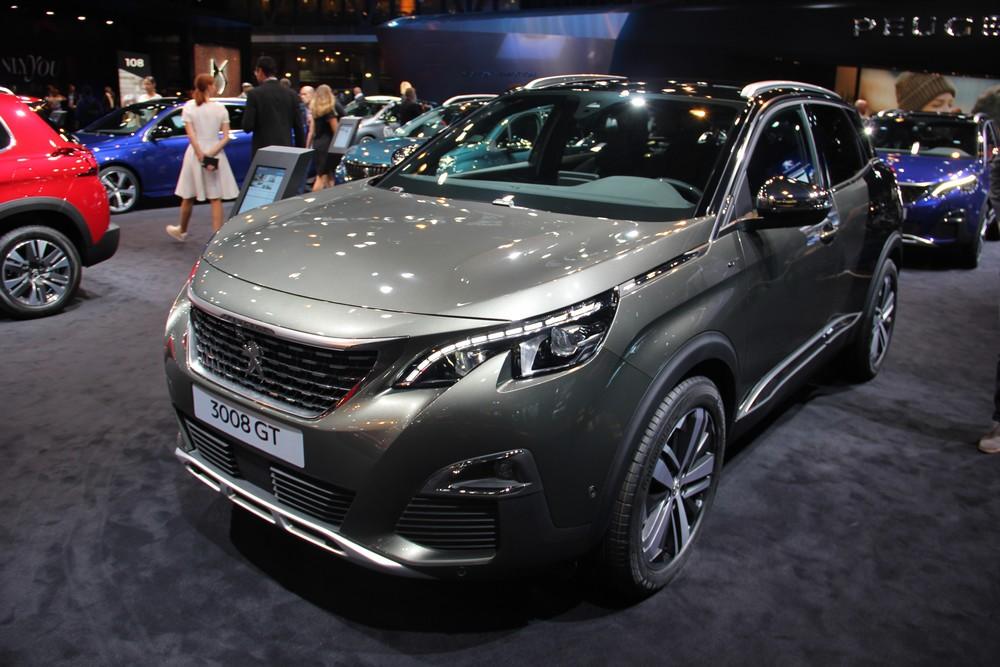 hd-paris_2016_live_peugeot_3008_gt_1-12