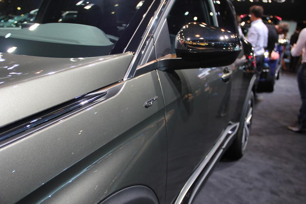 hd-paris_2016_live_peugeot_3008_gt_1-6