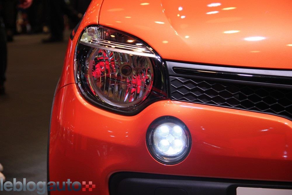 hd-paris_2016_live_twingo_gt_1-10