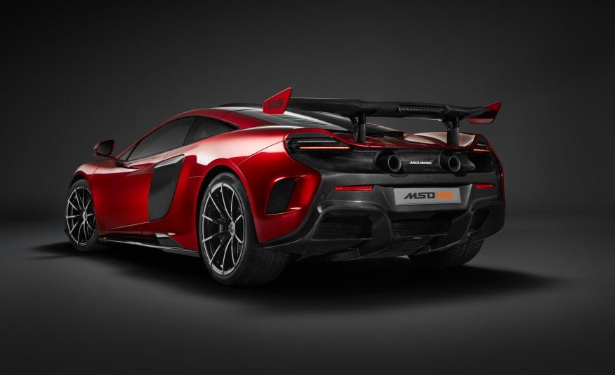 hd-pebble_beach_2016_mclaren_mso_hs_1-6