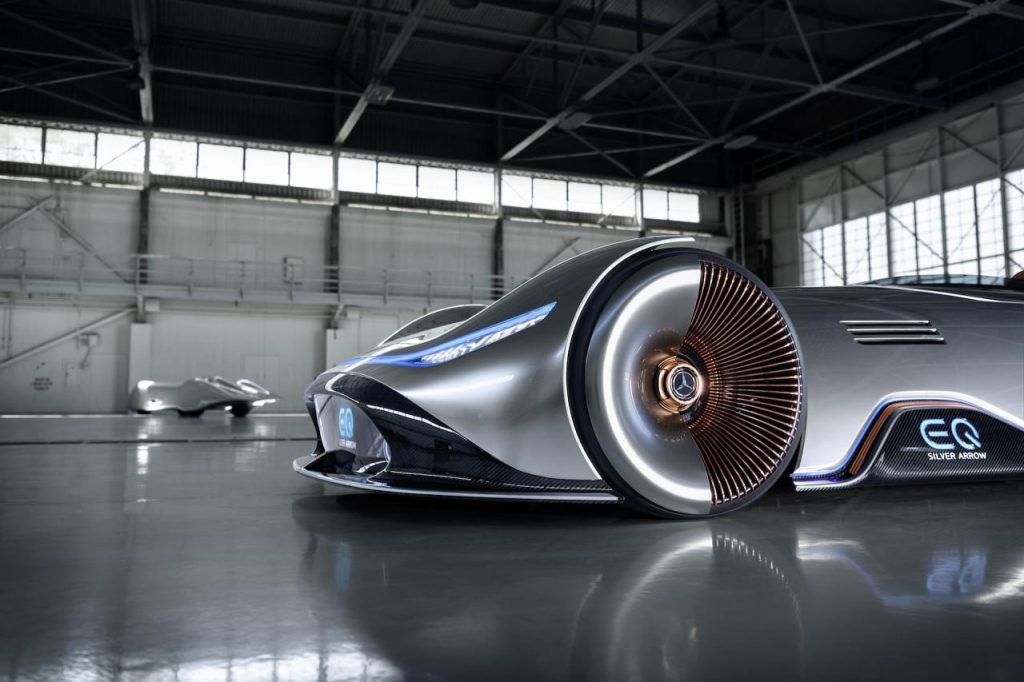 hd-pebble_beach_mercedes_vision_eq_silver_arrow_1-6