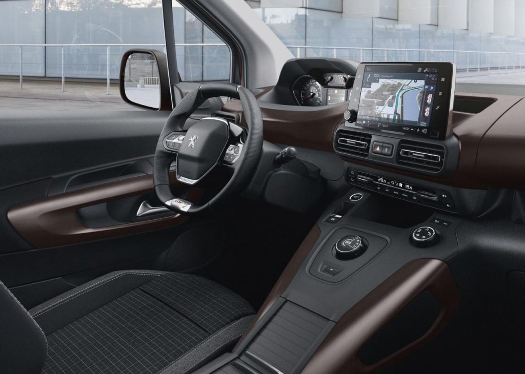 hd-peugeot_rifter_un_nouveau_genre_de_crossover_1-5