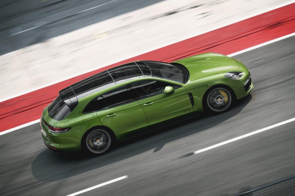 hd-porsche_panamera_gts_1-3
