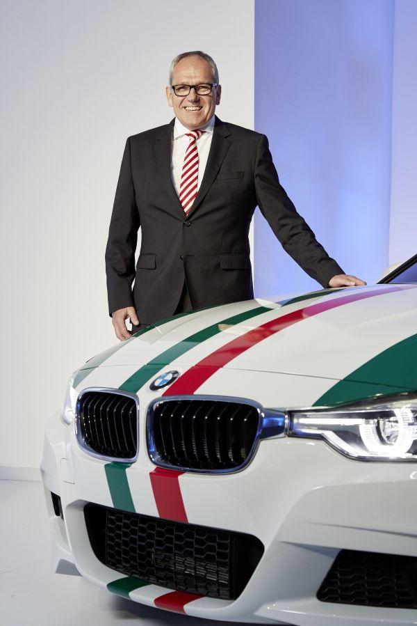 hd-premire_pierre_pour_l_usine_bmw_au_mexique_1-3