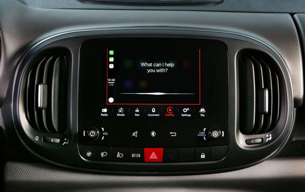 hd-rafrachissement_de_printemps_pour_la_fiat_500l_1-2