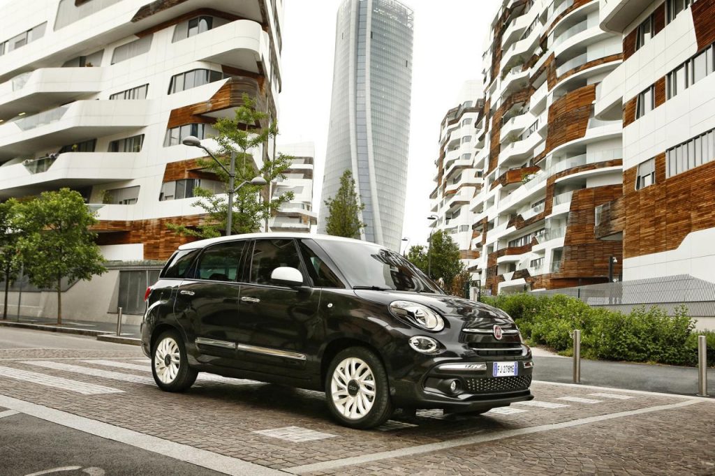 hd-rafrachissement_de_printemps_pour_la_fiat_500l_2-3