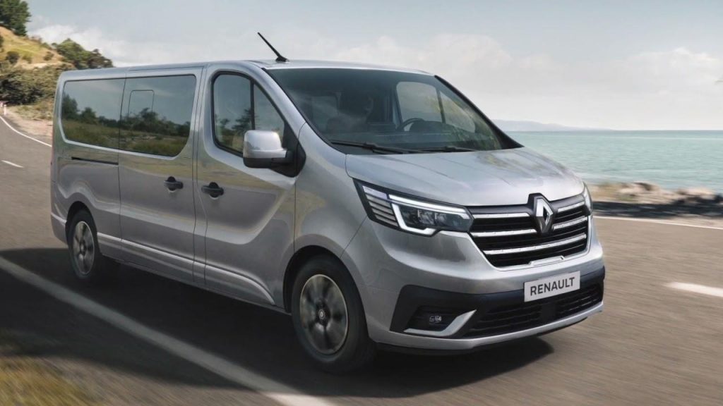 hd-renault_hippie_caviar_htel_pour_babas_bobos_1