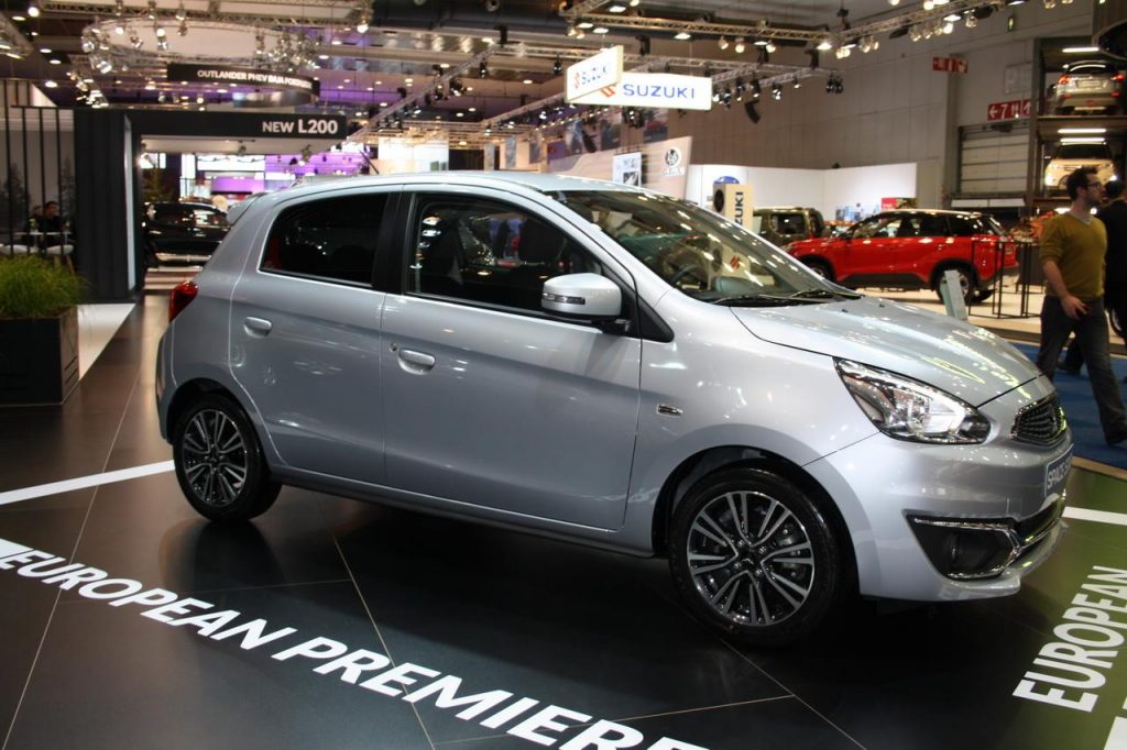 hd-salon_de_bruxelles_2016_live_mitsubishi_space_star_1-3