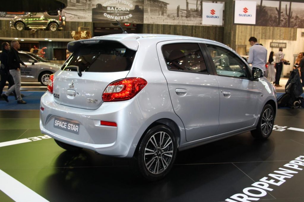 hd-salon_de_bruxelles_2016_live_mitsubishi_space_star_1-7