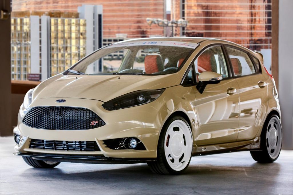 hd-sema_2014_ford_fiesta_puissance_trois_1-3