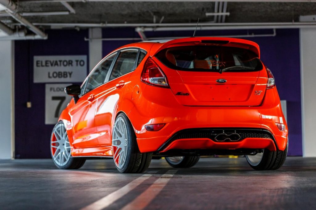 hd-sema_2014_ford_fiesta_puissance_trois_1-4