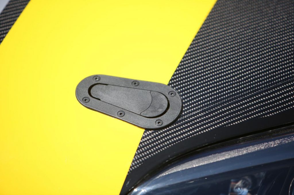 hd-sema_2015_toyota_sienna_r_tuned_concept_1-13