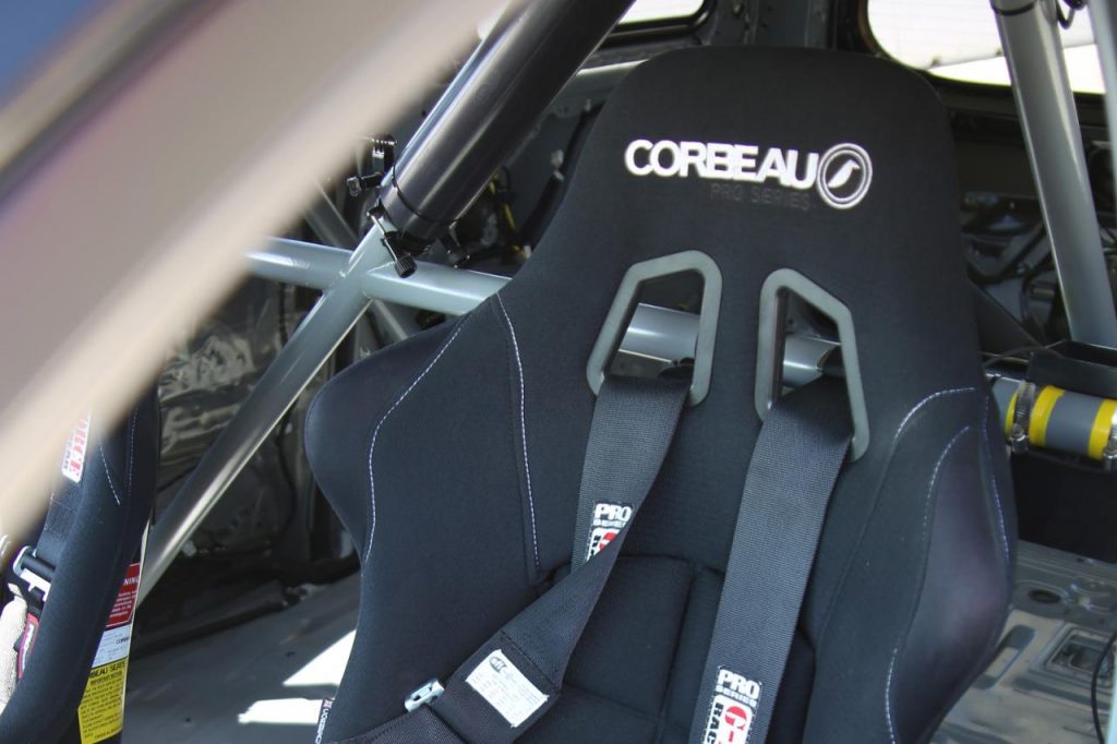 hd-sema_2015_toyota_sienna_r_tuned_concept_1-16