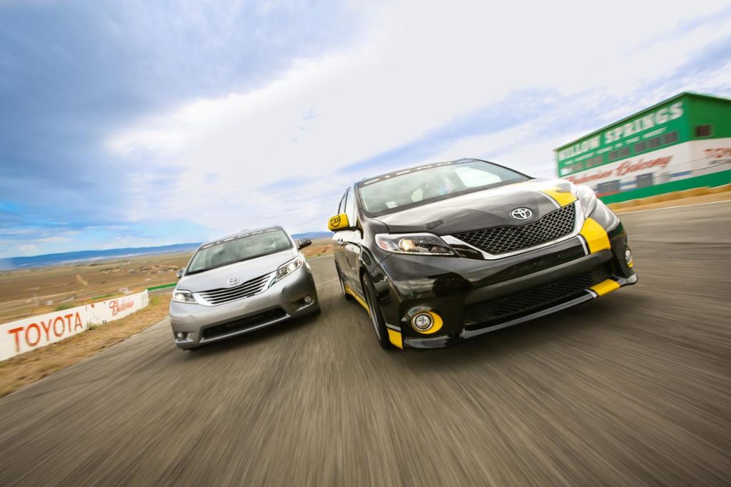 hd-sema_2015_toyota_sienna_r_tuned_concept_1-7