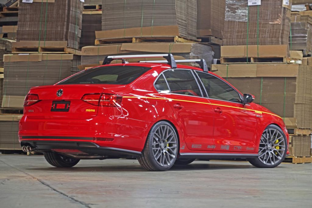 hd-sema_2015_volkswagen_jetta_gli_momo_edition_1-1
