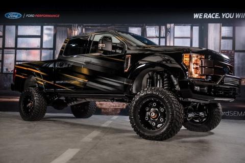 hd-sema_2016_ford_super_duty_et_raptor_1-3