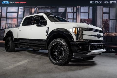 hd-sema_2016_ford_super_duty_et_raptor_1-4