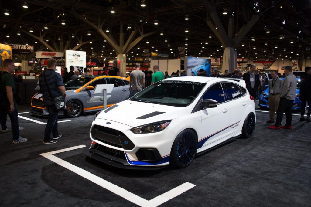 hd-sema_2016_roush_rchauffe_la_ford_focus_rs_1-5