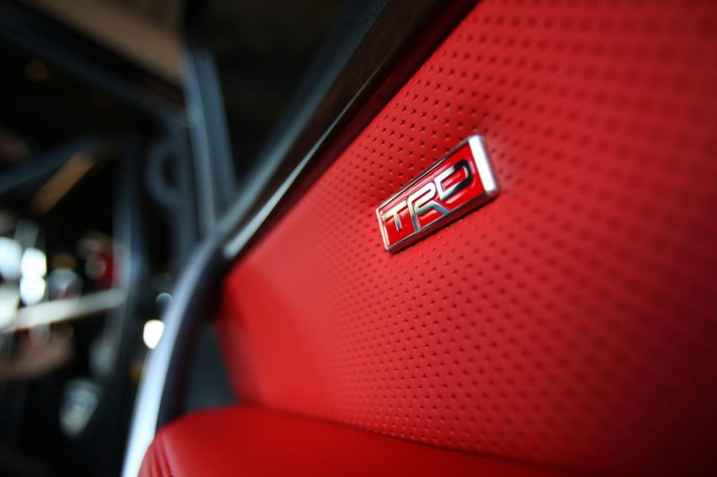 hd-sema_2016_toyota_land_speed_cruiser_terrible_1-4