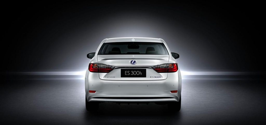 hd-shanghai_2015_lexus_es_1-11