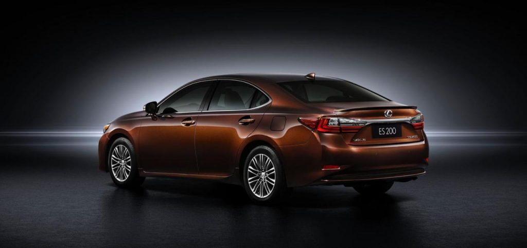 hd-shanghai_2015_lexus_es_1-5