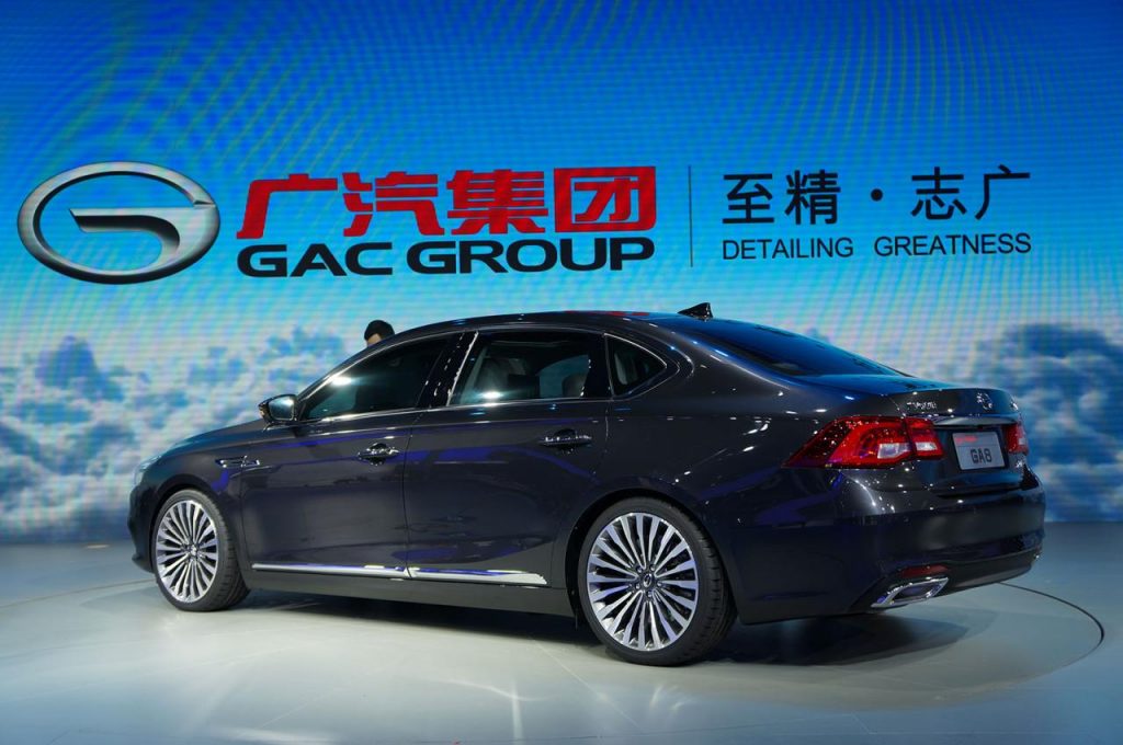 hd-shanghai_2015_live_gac_trumpchi_ga8_1-4