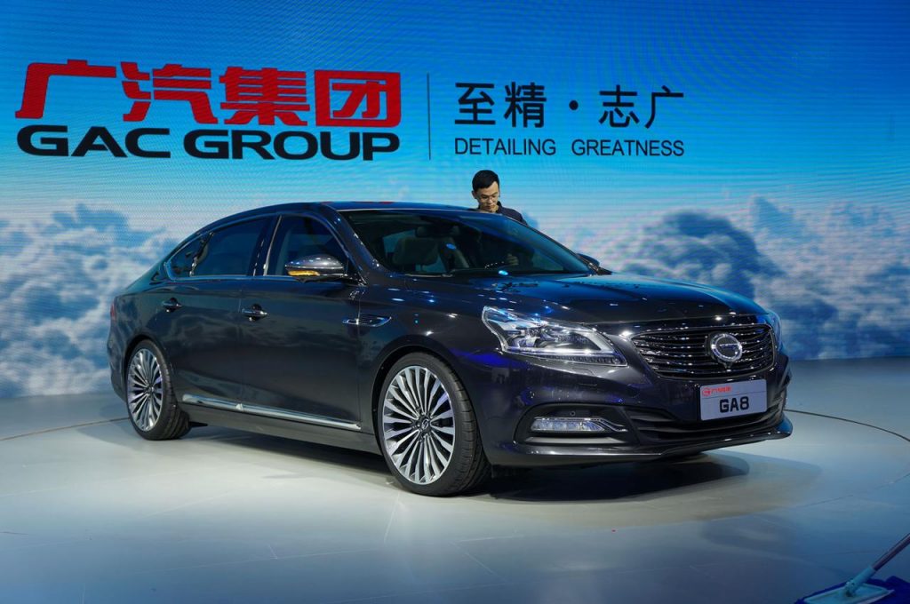 hd-shanghai_2015_live_gac_trumpchi_ga8_1-8