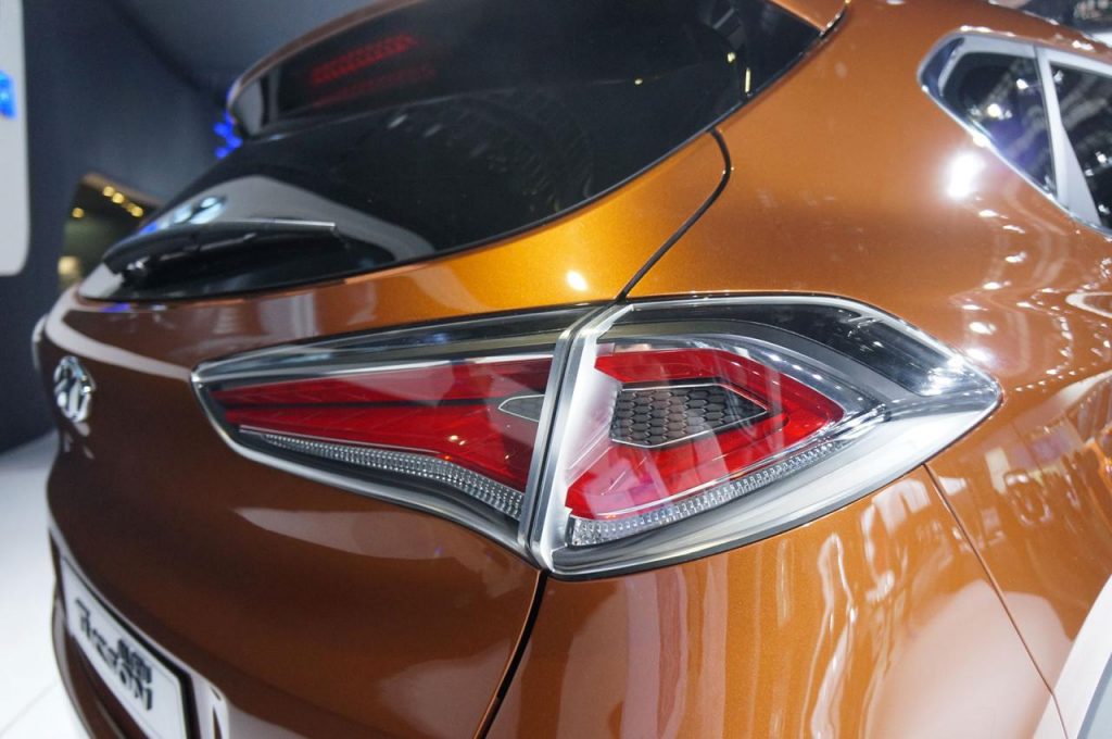 hd-shanghai_2015_live_hyundai_tucson_concept_1-2