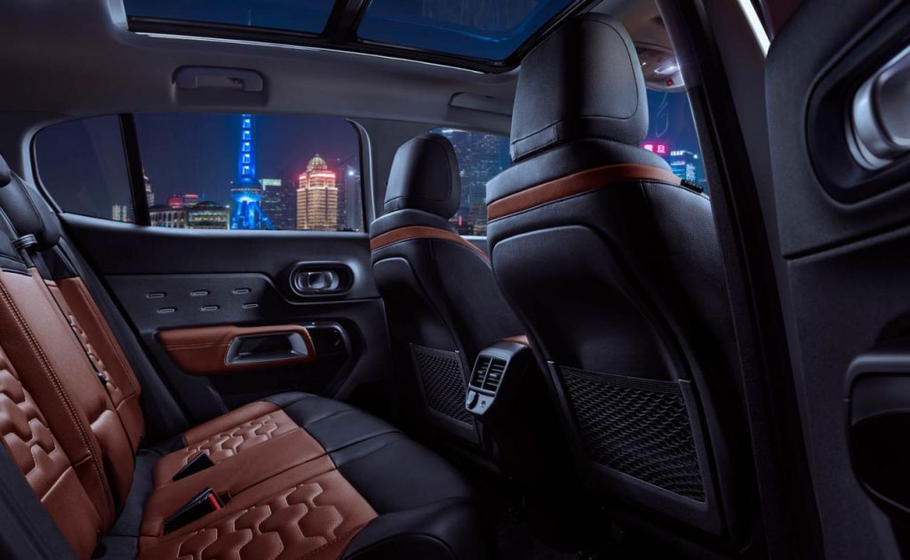 hd-shanghai_2017_citron_c5_aircross_1-20