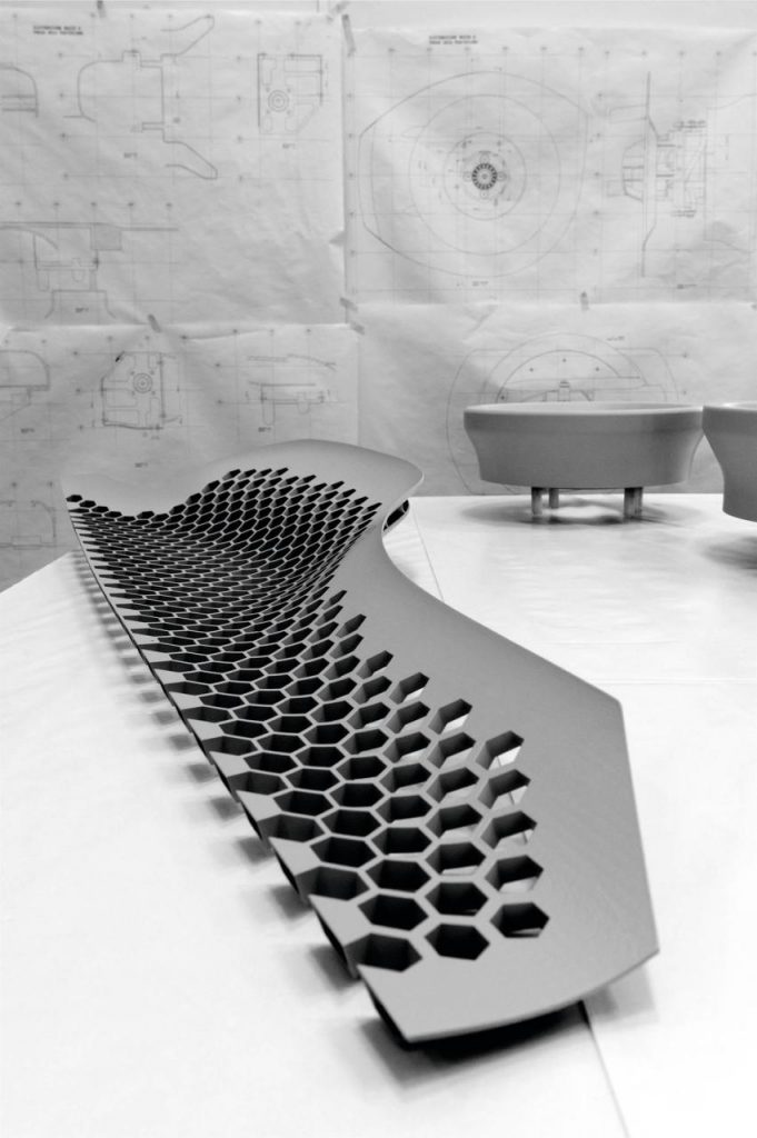 hd-shanghai_2017_renault_rs_2027_vision_1-10